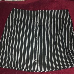 black and white striped skirt from TILLYS